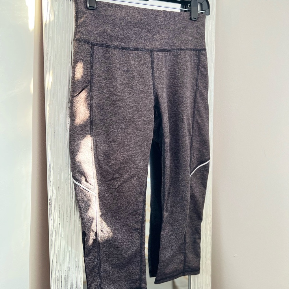 Xersion - Capri Leggings
